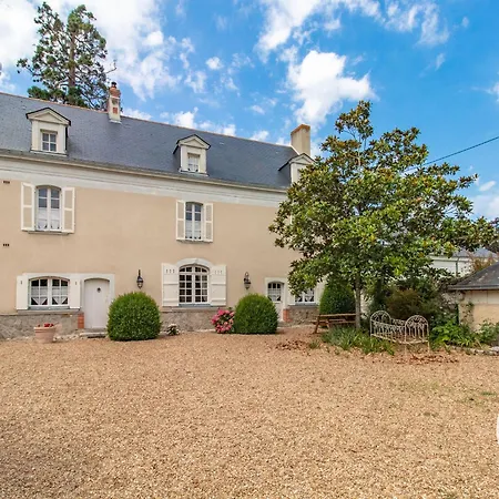 Bed & Breakfast D'hotes Elegantes Proche Loire Avec Parc Et Piscine - Fr-1-622-114 La Menitré