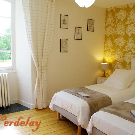 D'hotes Elegantes Proche Loire Avec Parc Et Piscine - Fr-1-622-114 Nocleg ze śniadaniem La Menitré