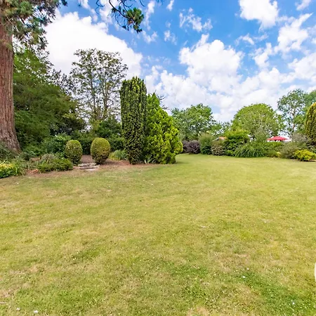 Bed & Breakfast D'hotes Elegantes Proche Loire Avec Parc Et Piscine - Fr-1-622-114